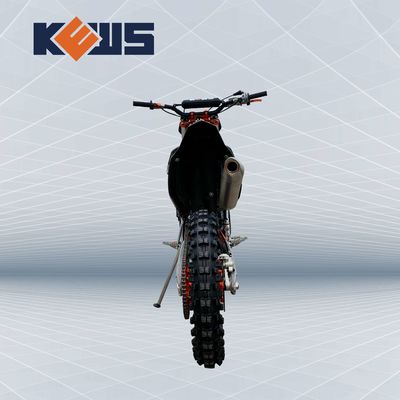 Siyah 250CC Enduro Motosikletler K16 Modeli Benelli Çift Kam Motorlu 120KM/H