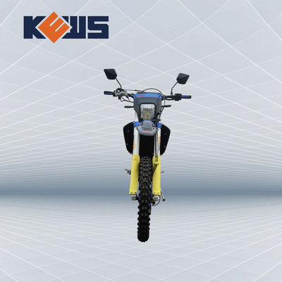 NC300'lerde Husq Model K18 Efi Euro 4 Uyumlu Yolda Motosikletler 300CC Motosiklet