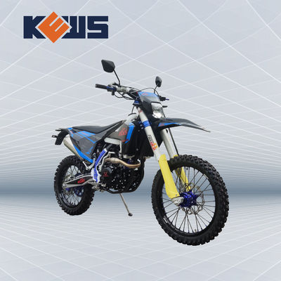 NC300'lerde Husq Model K18 Efi Euro 4 Uyumlu Yolda Motosikletler 300CC Motosiklet