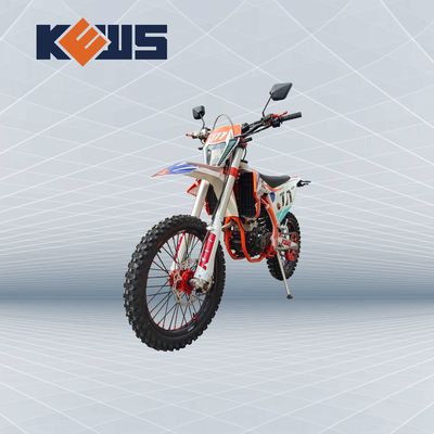 Tam Set Euro 4 Motosikletler Yolda Kews Motosikletler K20 Model Nc300s Motorunda Yakıt Enjeksiyonu