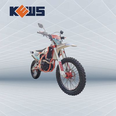 Tam Set Euro 4 Motosikletler Yolda Kews Motosikletler K20 Model Nc300s Motorunda Yakıt Enjeksiyonu
