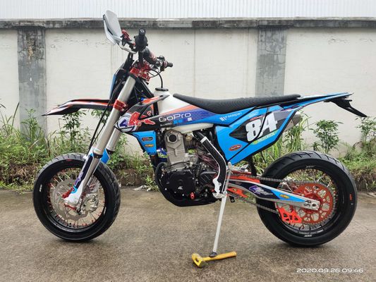 Dört Zamanlı Su Soğutmalı Motor NC450 Süper Motard Motosikletler Supermoto Bisikletler