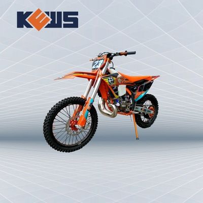 Karbüratörlü MT250cc Euro 4 Güçlü İki Zamanlı Motosikletler CNC Ters Süspansiyonlu