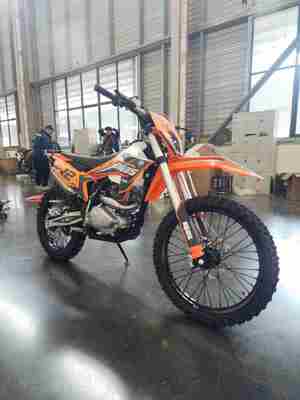 KEWS 175FMN PR300 4T Enduro/Motocross Motorcycle with PR300 Engine 271.3ML Piston Displacement and Electric Starter